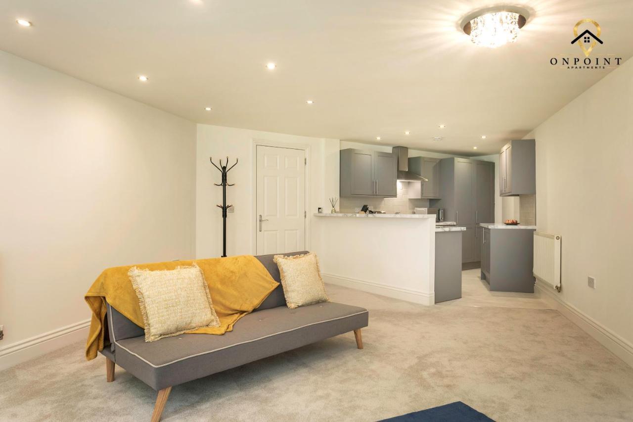 ✰Onpoint -Large 2 Bedroom Apt With Parking!✰ Nottingham Ngoại thất bức ảnh