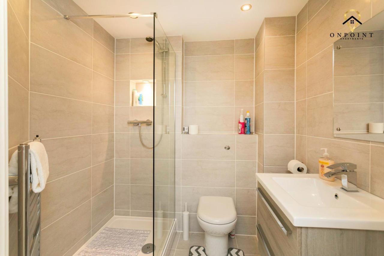 ✰Onpoint -Large 2 Bedroom Apt With Parking!✰ Nottingham Ngoại thất bức ảnh