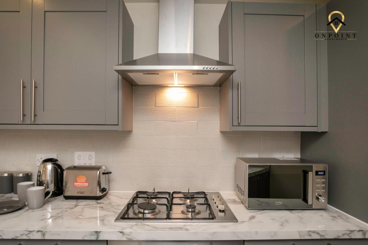 ✰Onpoint -Large 2 Bedroom Apt With Parking!✰ Nottingham Ngoại thất bức ảnh